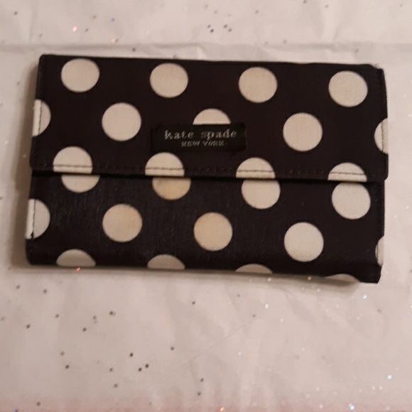 kate spade Handbags - Kate Spade Wallet